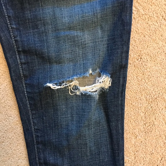 Joe’s Jeans The Best Friend Distressed High Cuffs - Picture 6 of 16